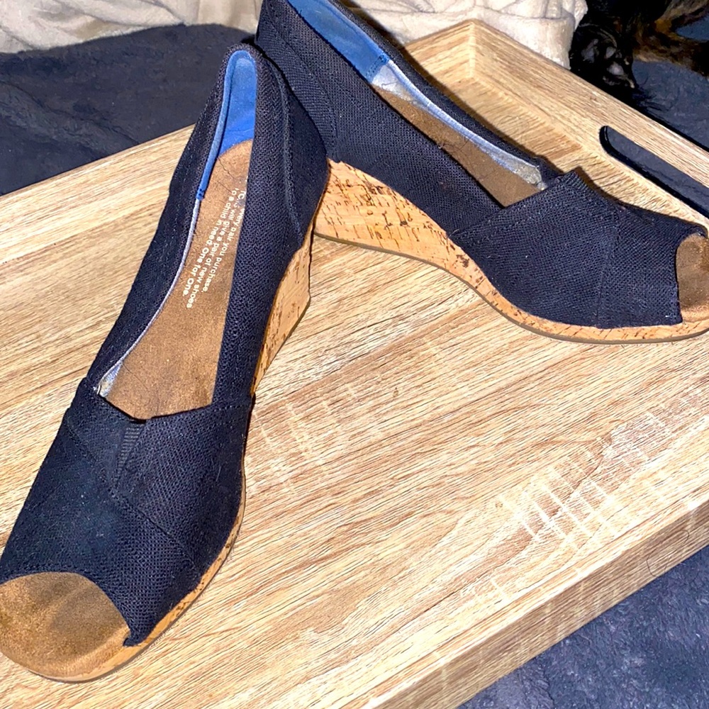 Toms Peep Toe Wedges